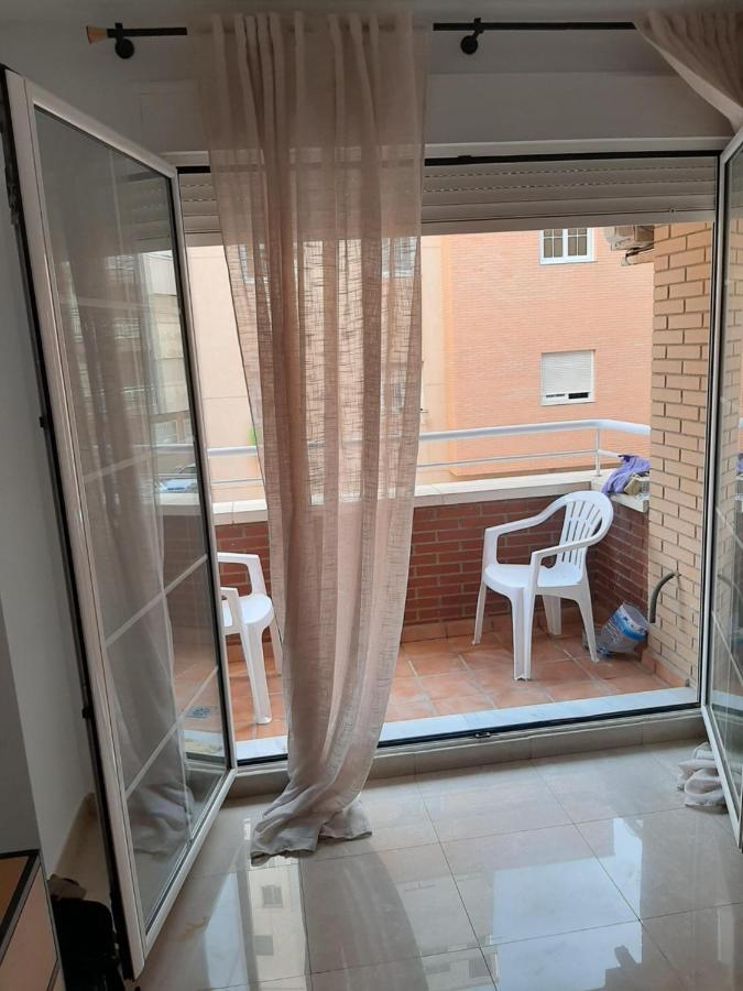 Apartment Spacious 1 Bedroom Flat In Almeria, By The